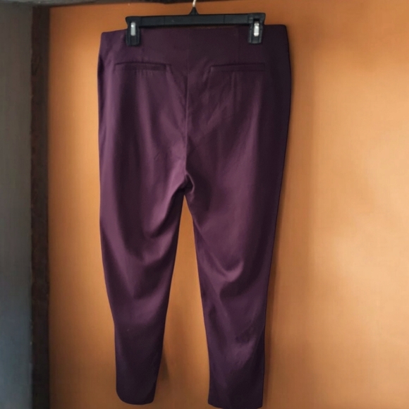 VAN HEUSEN Maroon Stretch Slip-On Pants With Snaps on the Pant Legs - Picture 2 of 9